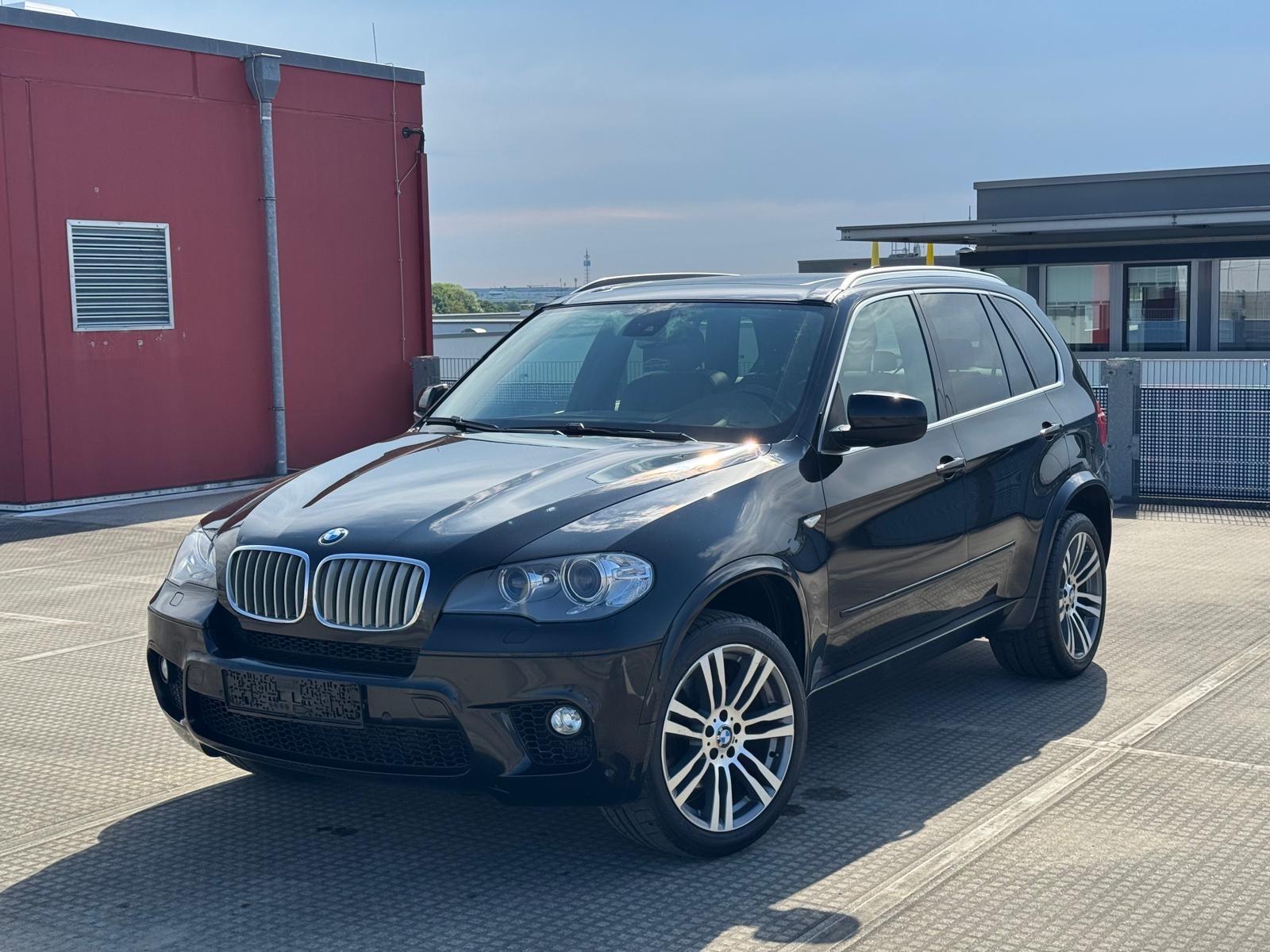 BMW X5 xDrive40d~7Sitzer~HUD~Standh.~AHK~Leder