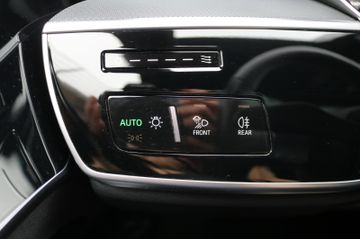 Audi A8 - 10