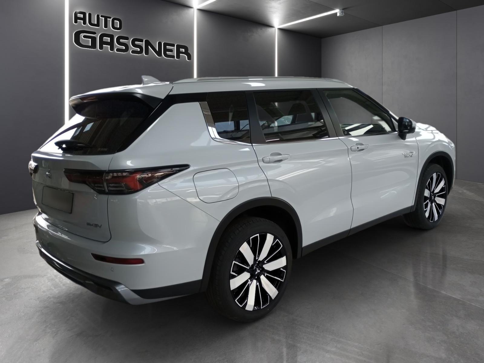 Mitsubishi Outlander PHEV Select 306 PS ACC HuD Leder