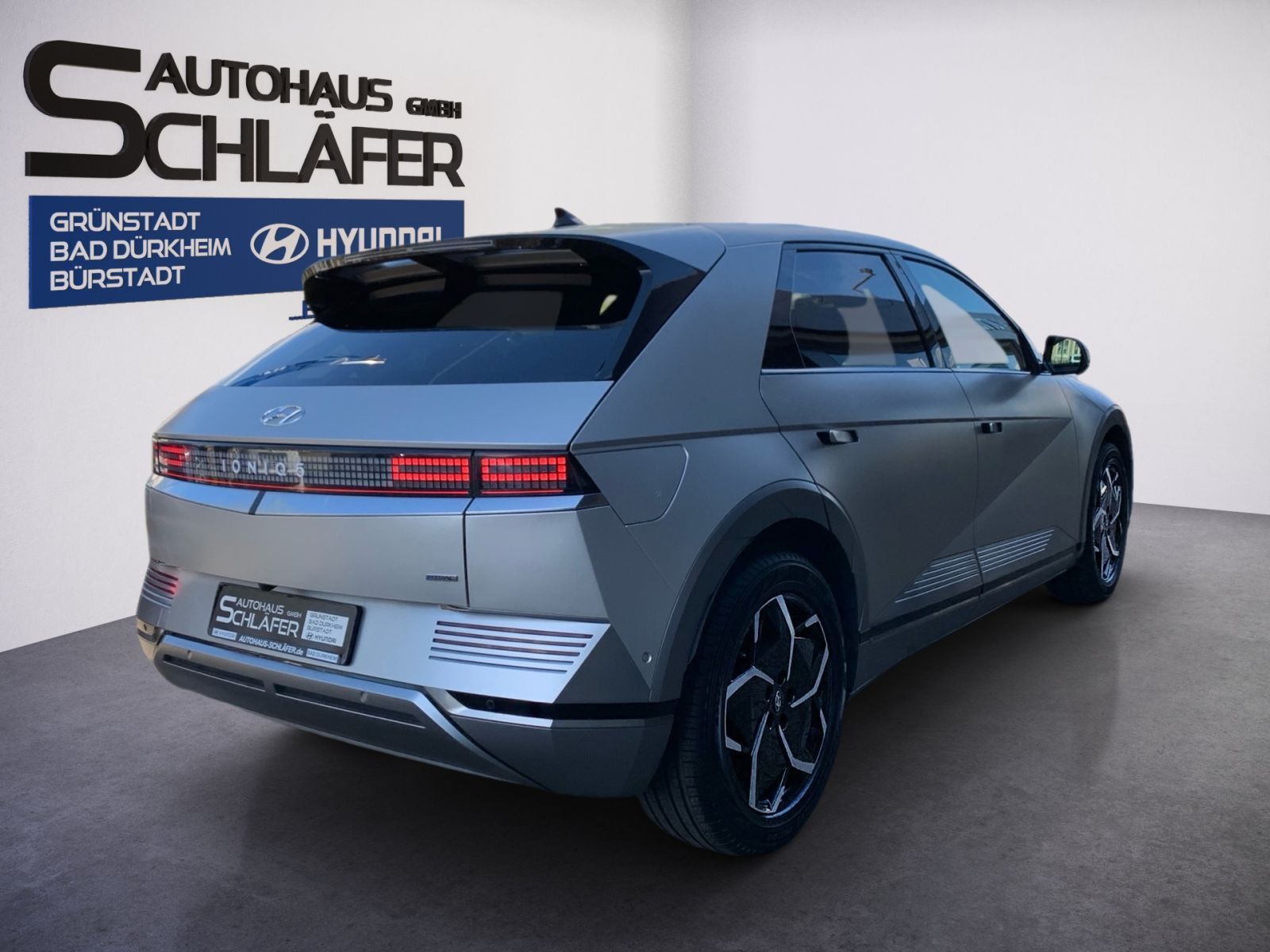 Fahrzeugabbildung Hyundai IONIQ 5 Uniq 4WD 72,6 kWh 1Hd