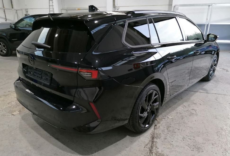 Fahrzeugabbildung Opel Astra ST 1.2T GS LINE NAVI/LED/SH/SPORT/VIRT/DAB