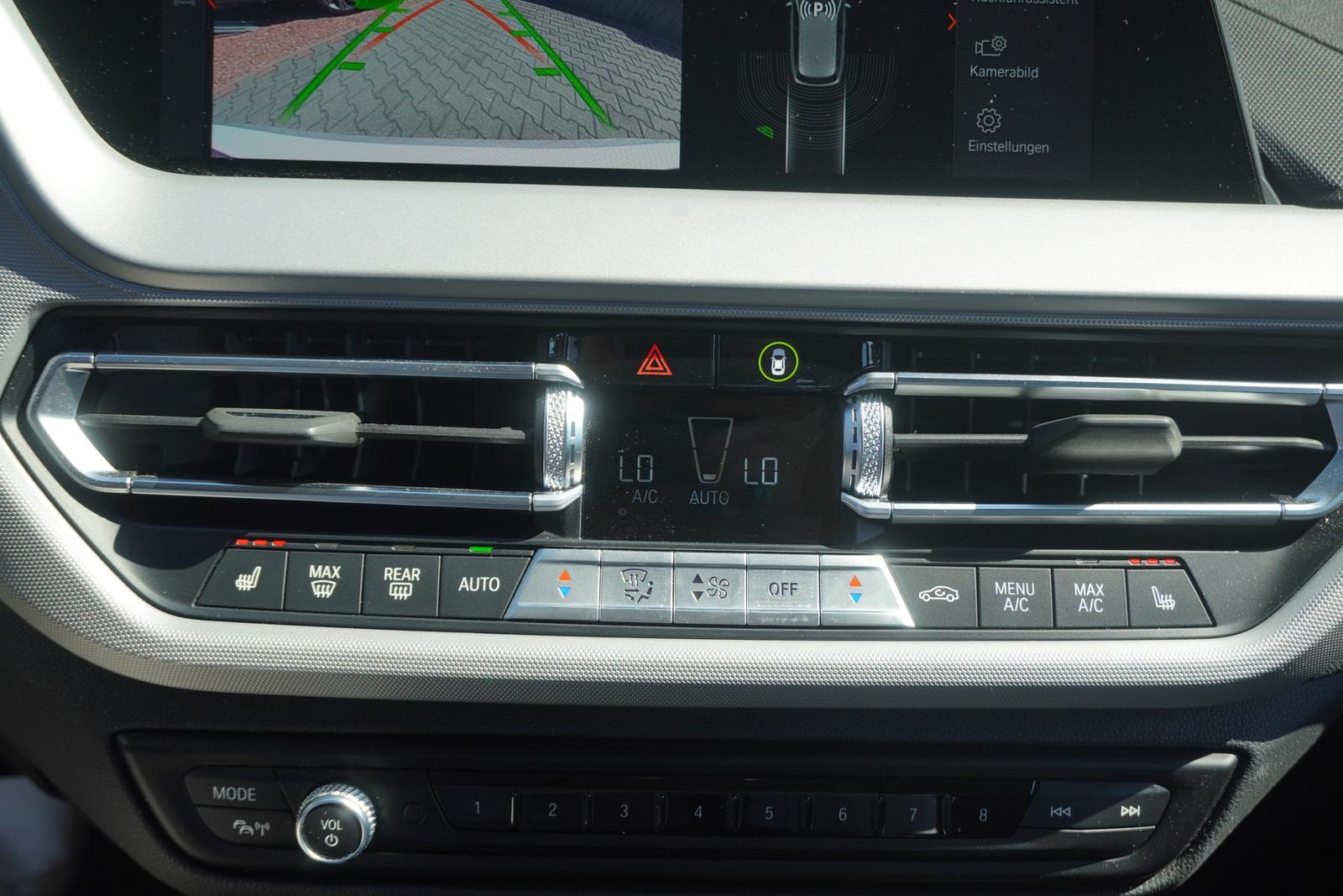 BMW 118 i Advantage LED Navi Sitzheizung Kamera, миниатюра 21