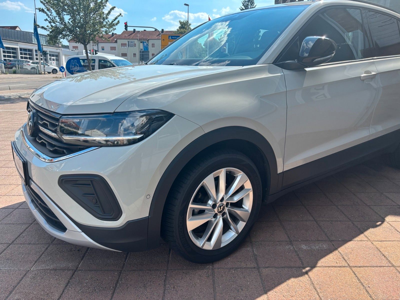 Fahrzeugabbildung Volkswagen T-Cross 1.0 TSI 85 kW Goal