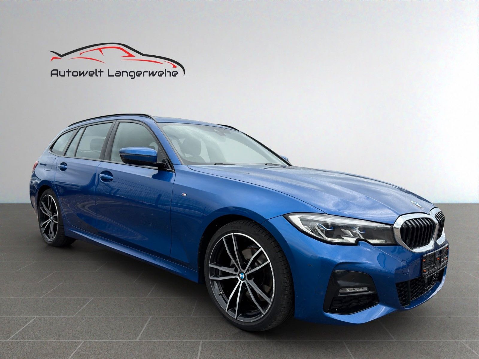 BMW 320d xDrive*M Sport*Pano*Leder*Head Up*1.Hand* foto 2