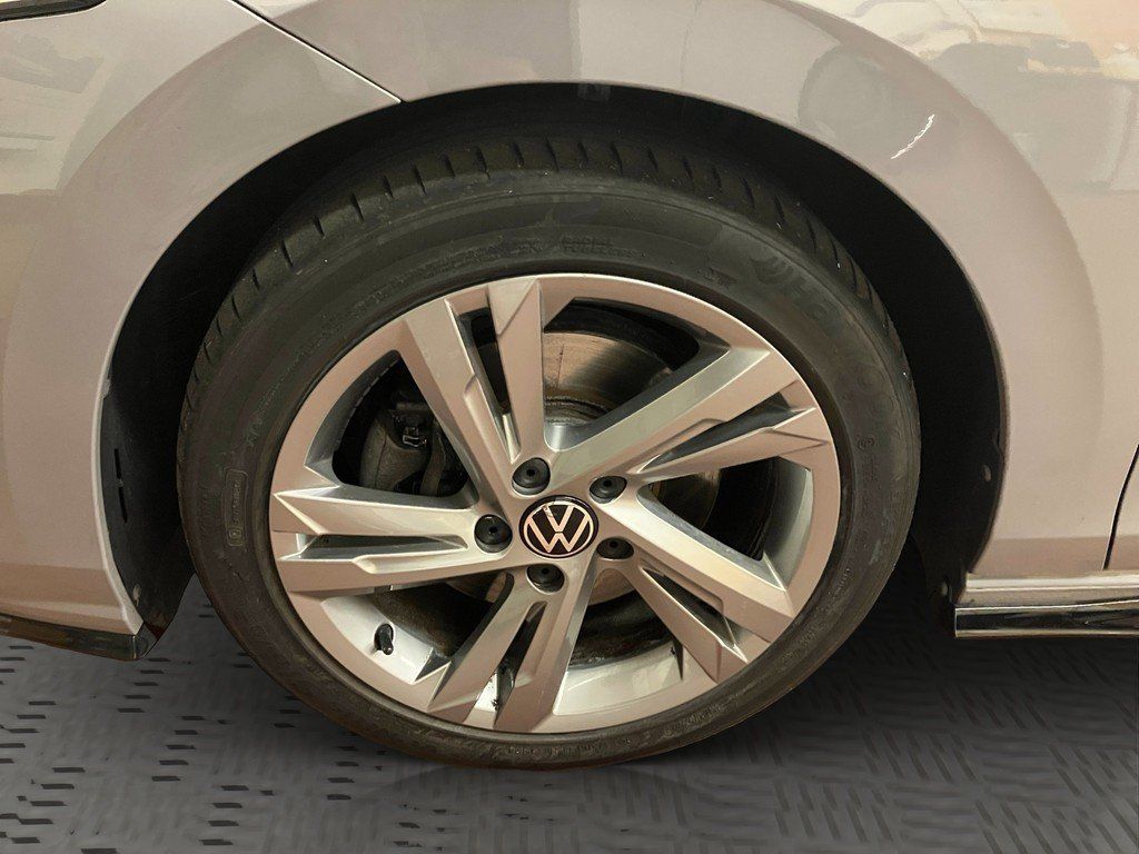 Volkswagen Golf VIII Variant 2.0 TDI DSG R line Navi ACC imagem 3