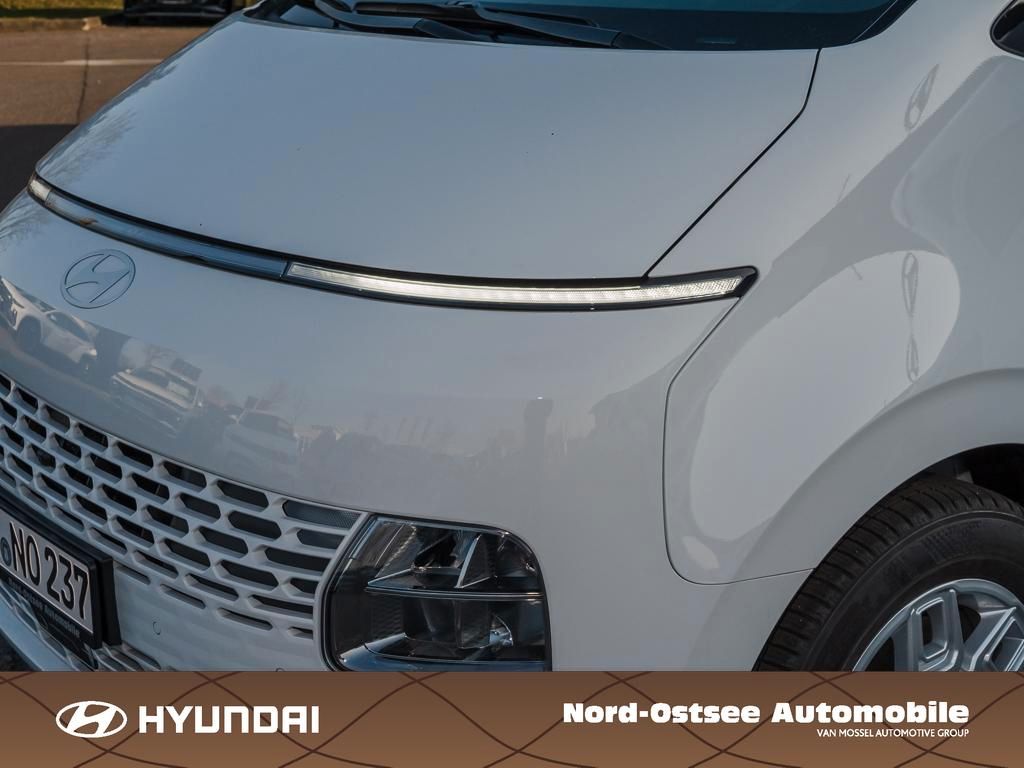 Fahrzeugabbildung Hyundai STARIA 9-Sitzer HEV TREND Easy-Access-P Park-P
