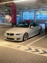 BMW E93 Mineralweiss Metallic M-Paket TÜV NEU - mit Benzin-Antrieb: Cabrio, Metallic