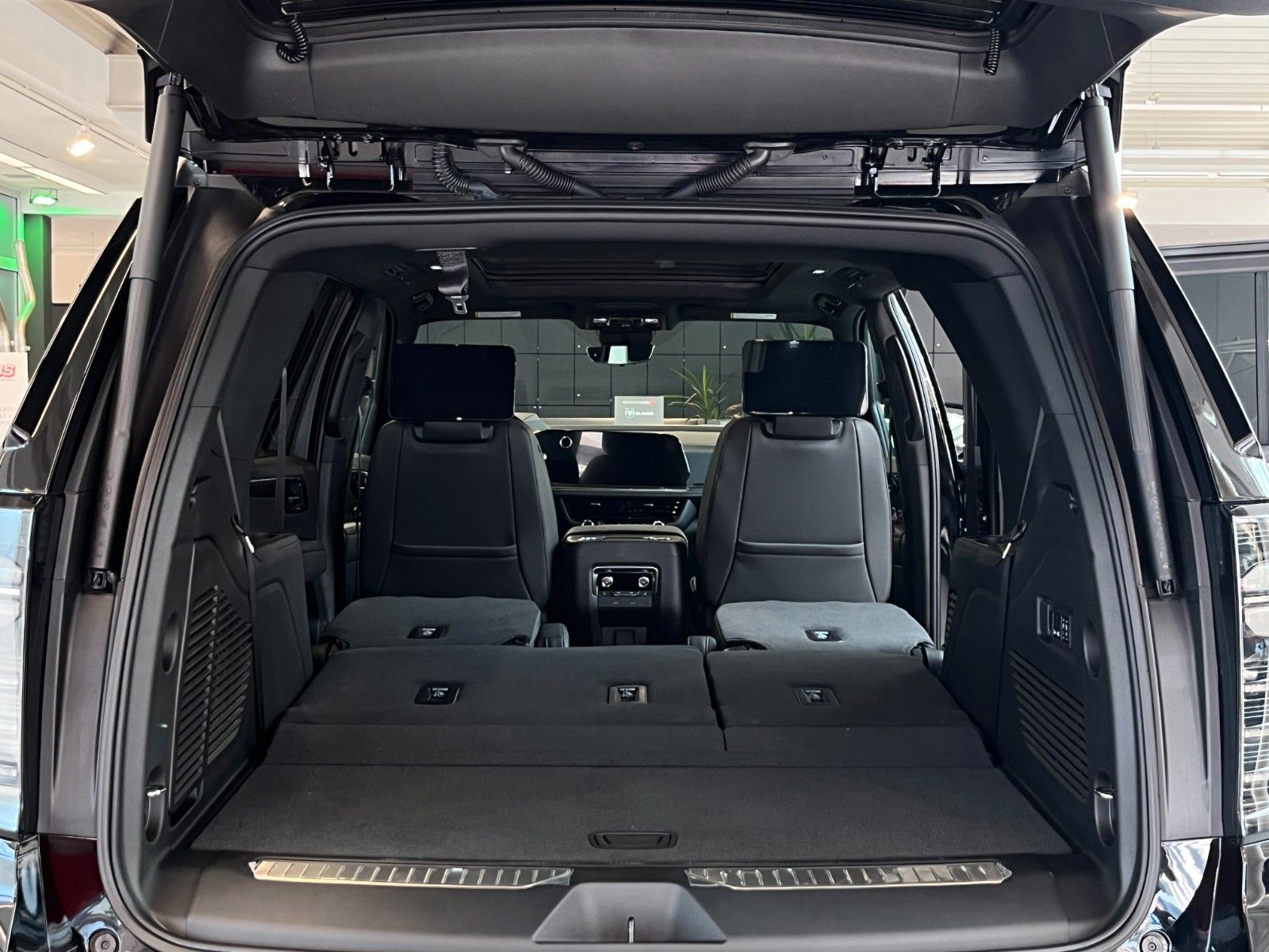 Fahrzeugabbildung Chevrolet Tahoe RST 6.2 V8 LPG