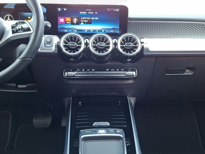 Mercedes-Benz GLB 200 d PROGRESSIVE DISTRONIC SHZ MBUX KLIMA foto 16
