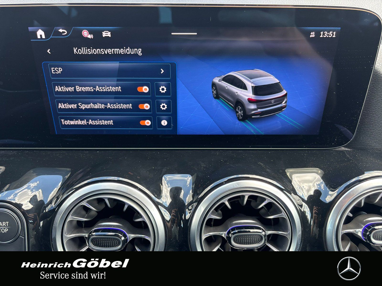 Fahrzeugabbildung Mercedes-Benz EQA 250+ PROGRESSIVE*BURMESTER*AMBIENTEBEL*KAMER