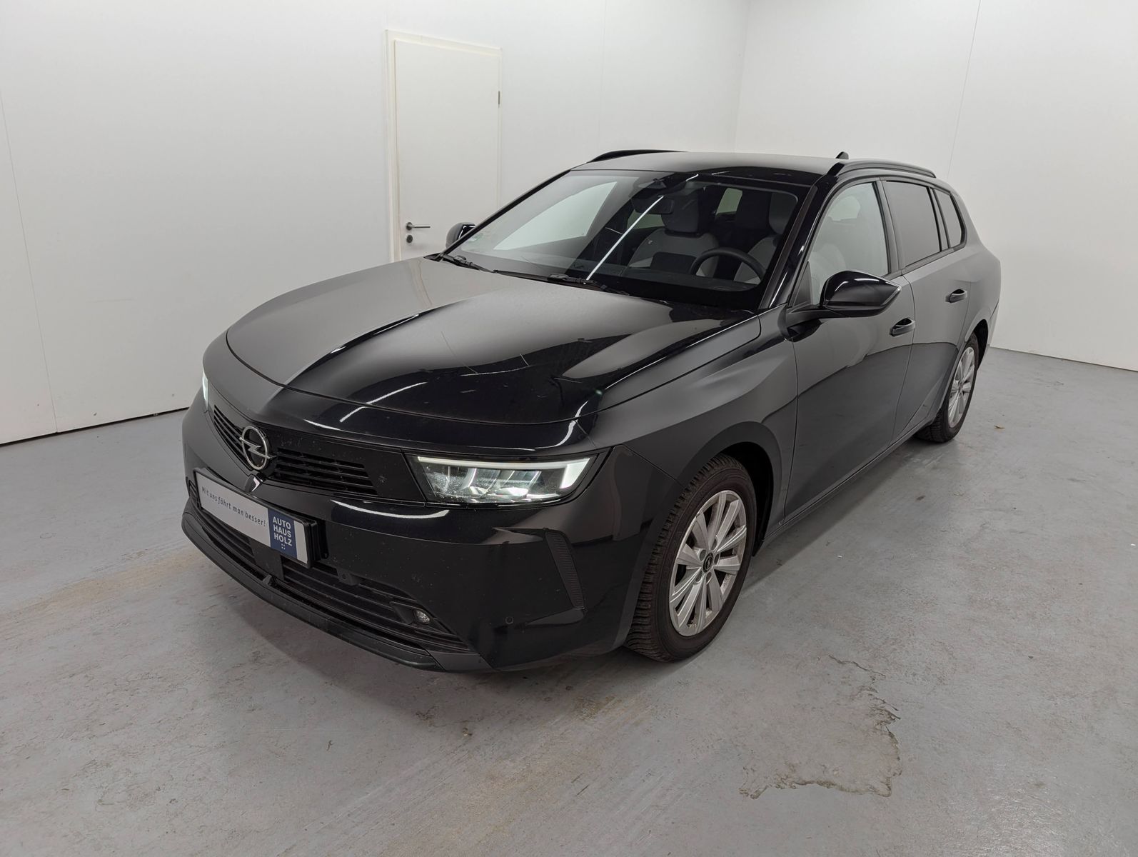 OPEL Astra ST 1.2 Turbo Business Edition