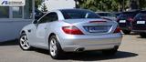 Mercedes-Benz SLK 200 LEDER+NAVI+PANO+TEMPOMAT+SITZHZG - Mercedes-Benz SLK 200: Roadster