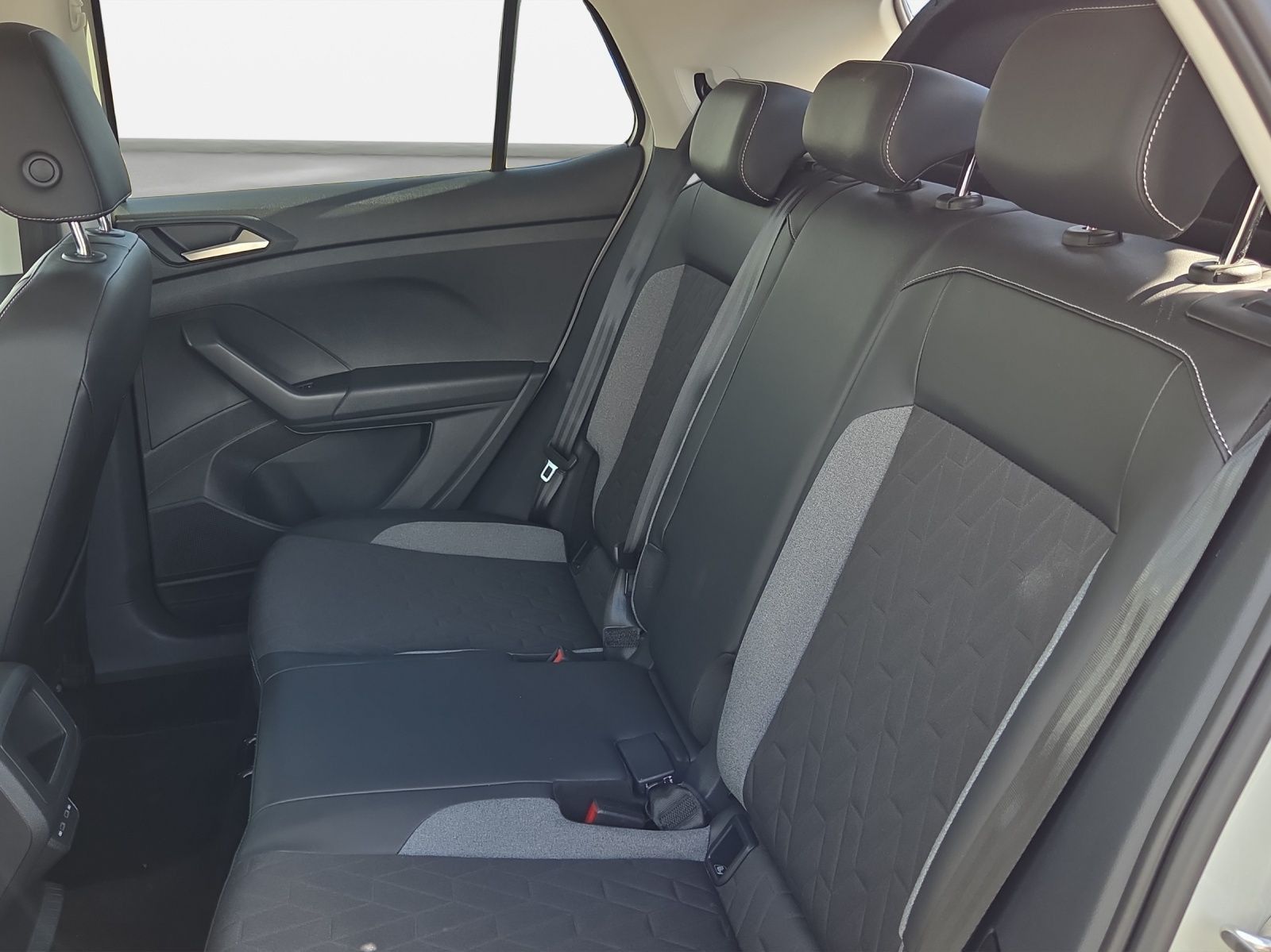 Volkswagen T-Cross - Bild 17