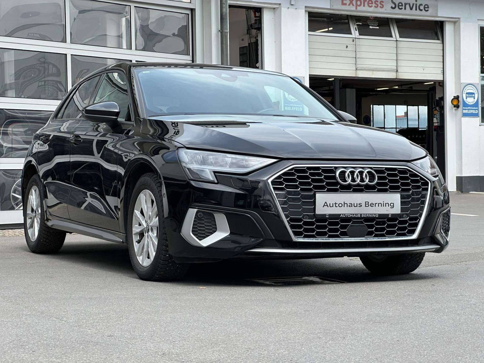 Audi A3 SPORTBACK 35TFSI KAMERA VIRTUAL ACC CARPLAY
