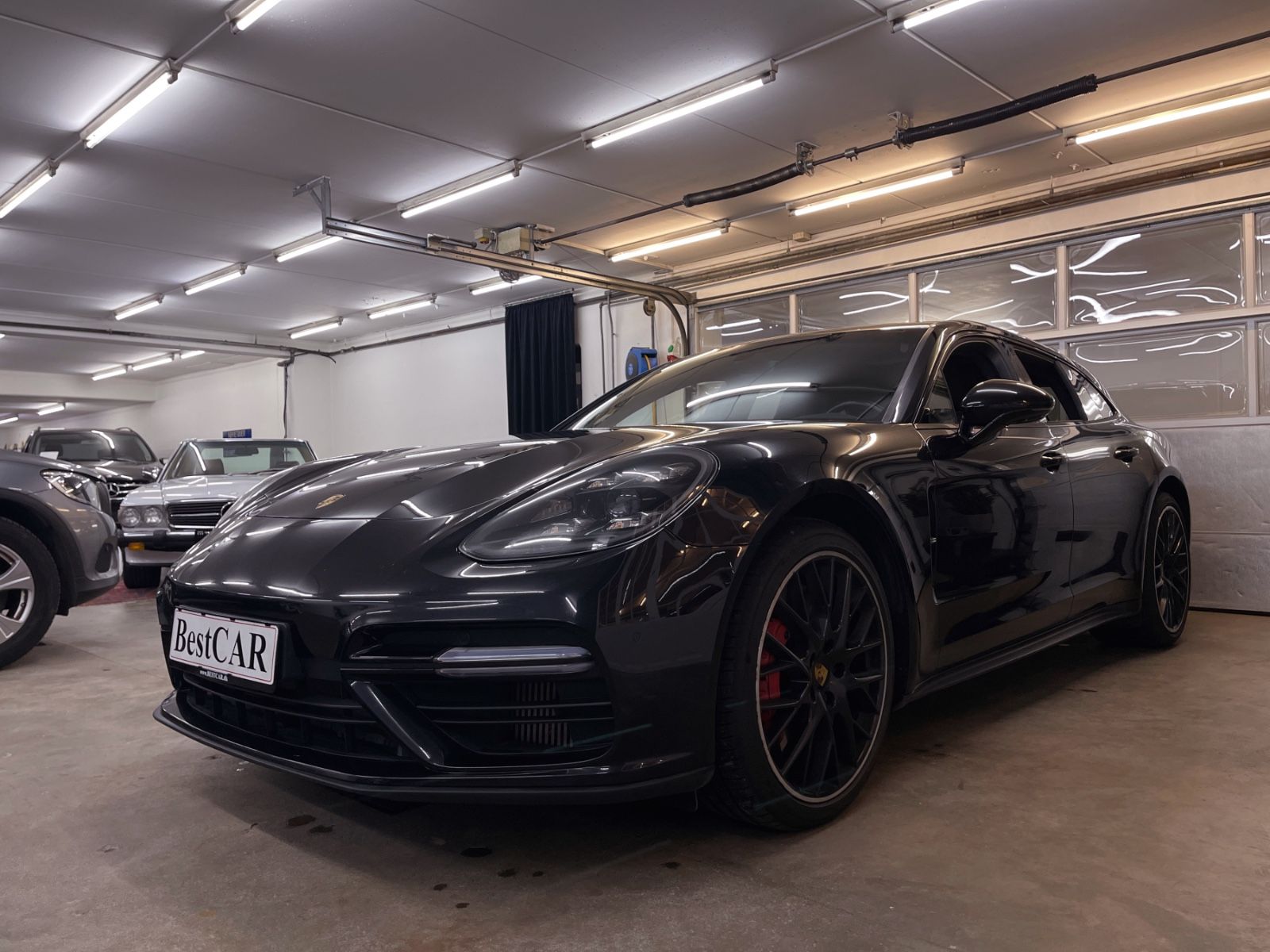 PORSCHE Panamera Sport Turismo Turbo