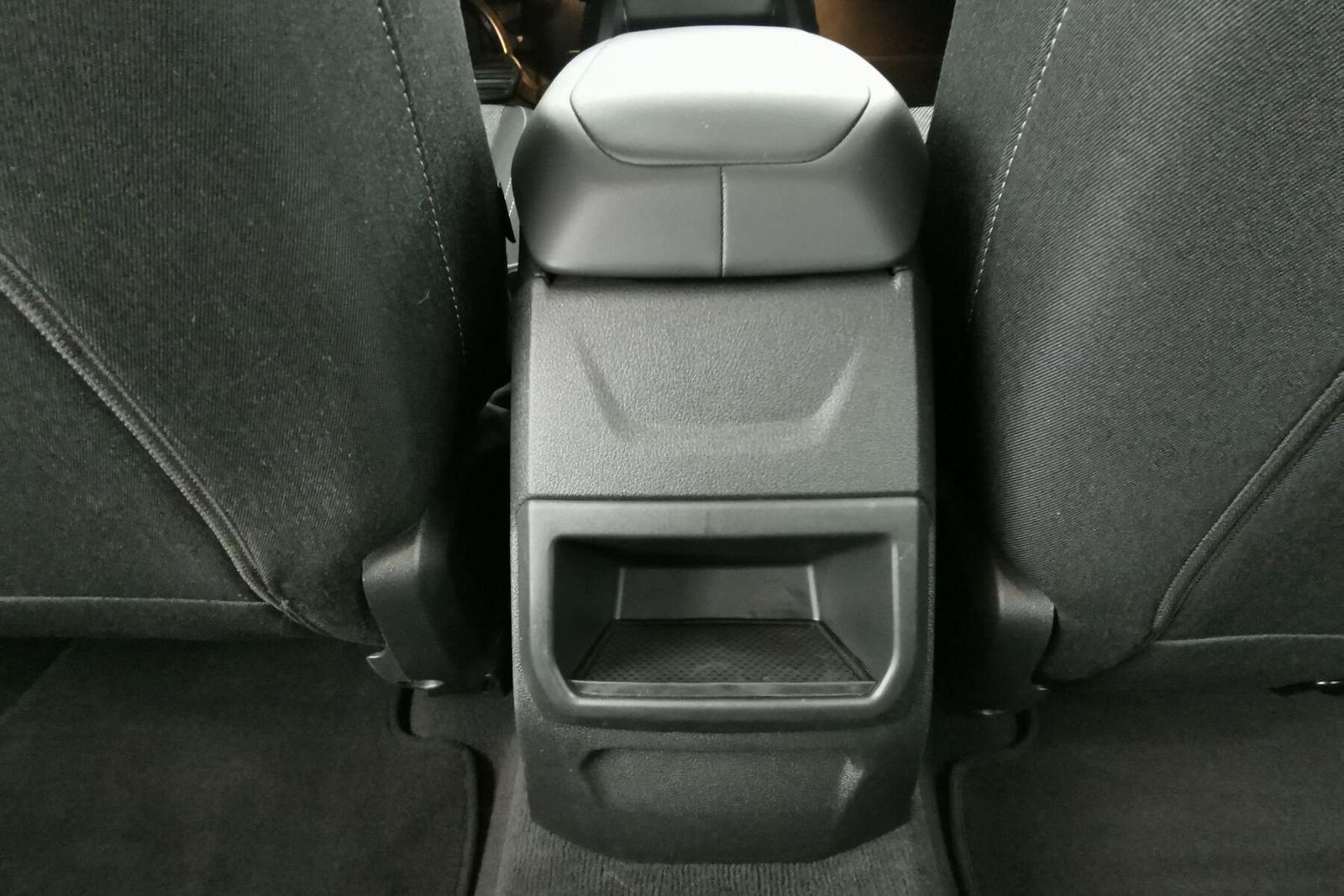 BMW 1 Series i M Sport Design NAV SHZG ParkAss+RFK Alarm, миниатюра 17
