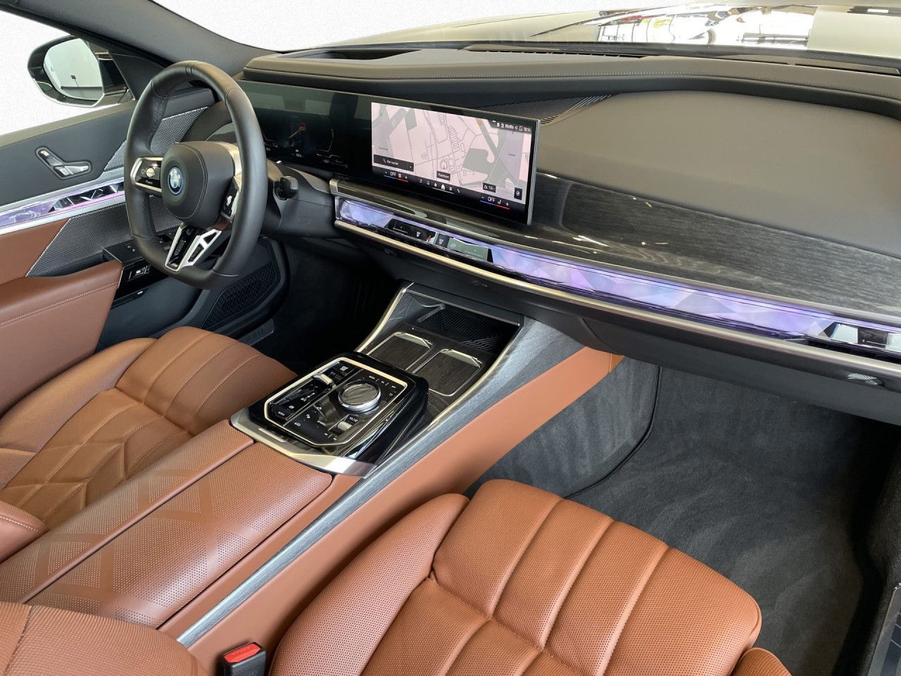 BMW 750e xDr M Sport AktivL,Pano,AHK,B&W,360°,DAPro foto 9