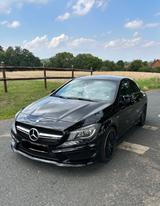 Mercedes-Benz CLA 45 AMG CLA 45 SPEEDSHIFT DCT 4MATIC Standard - gebrauchte Mercedes-Benz CLA 45 AMG aus dem Jahr 2016