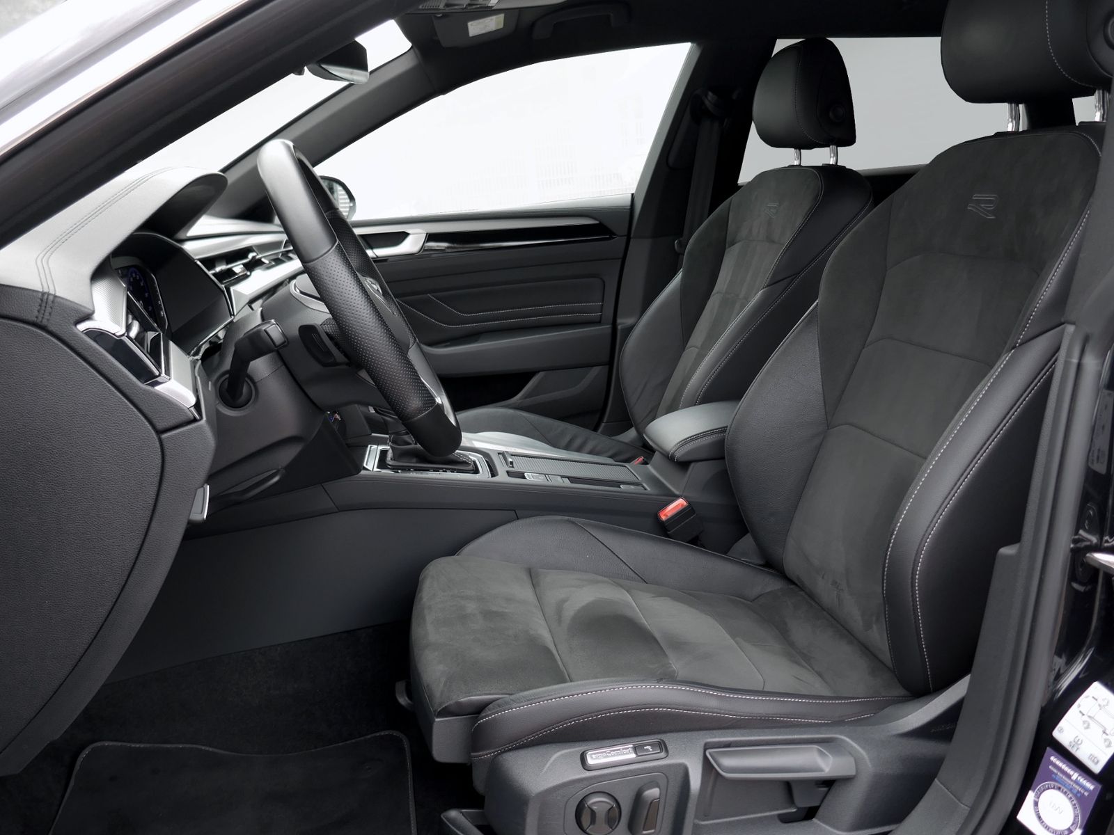 Fahrzeugabbildung Volkswagen Arteon SB R-Line 2.0 TDI DSG | LED RFK ACC
