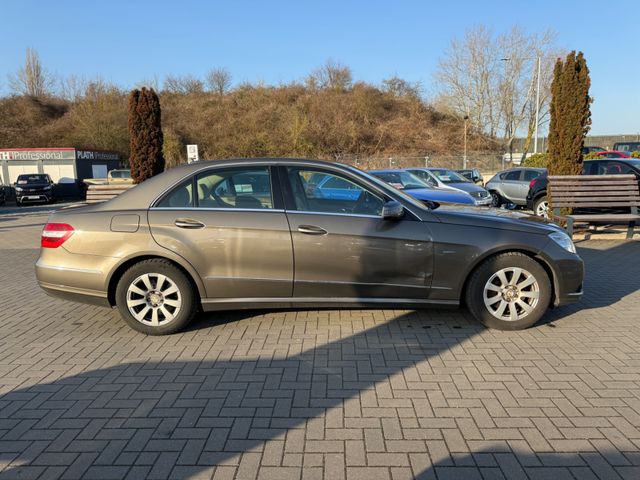 Mercedes-Benz E 300 Limousine CDI BlueEfficiency