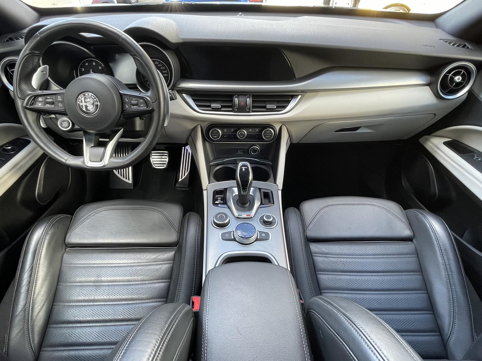 Alfa Romeo Stelvio Veloce Q4 Performance Xenon Kamera ACC, миниатюра 17