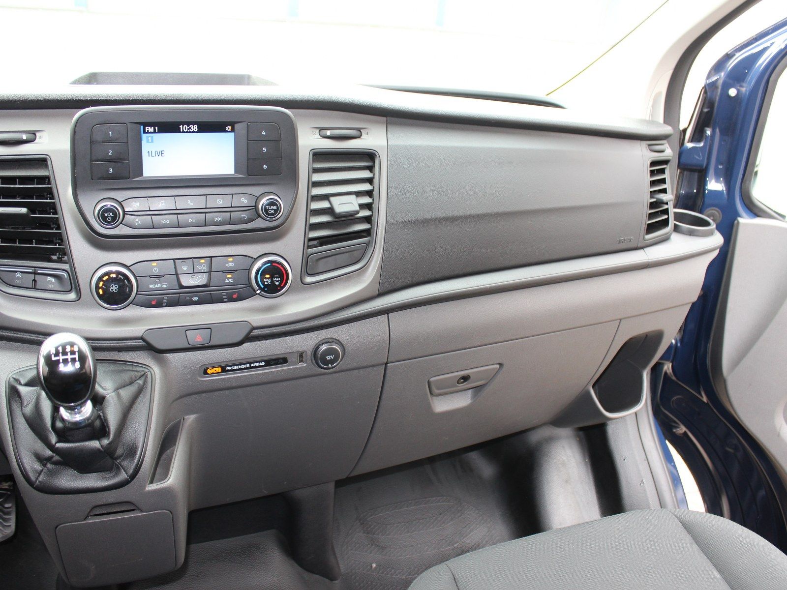 Fahrzeugabbildung Ford Transit Custom 320 L1 Trend