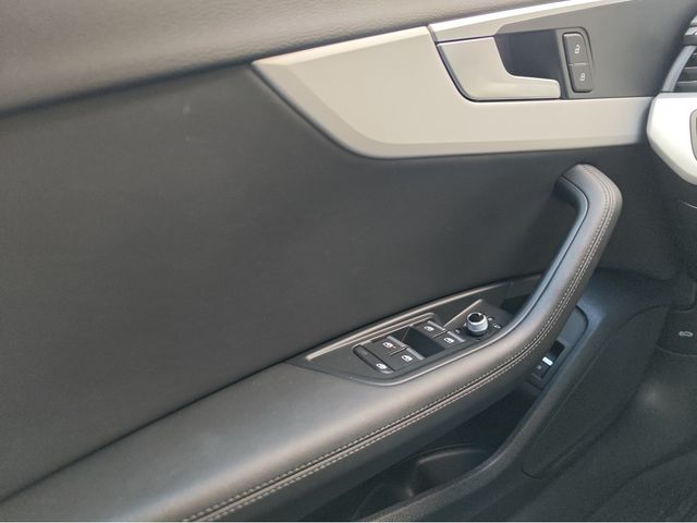 A4 Avant 35 2.0 TFSI S line S-tronic Fahrschule