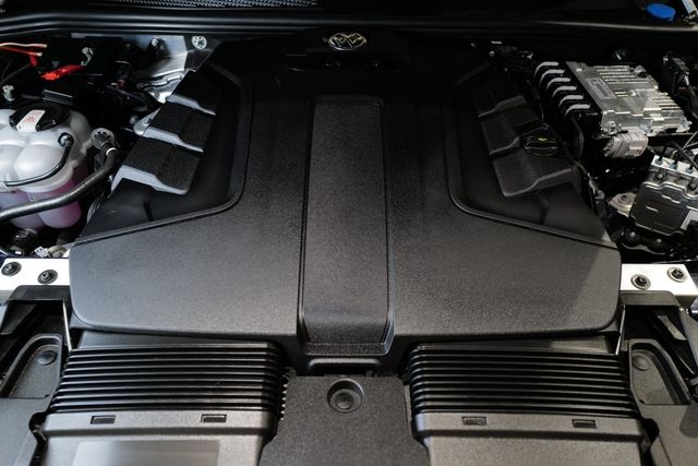 Volkswagen Touareg 3.0TDI R-Line BlackStyle StdHz Wankstabi