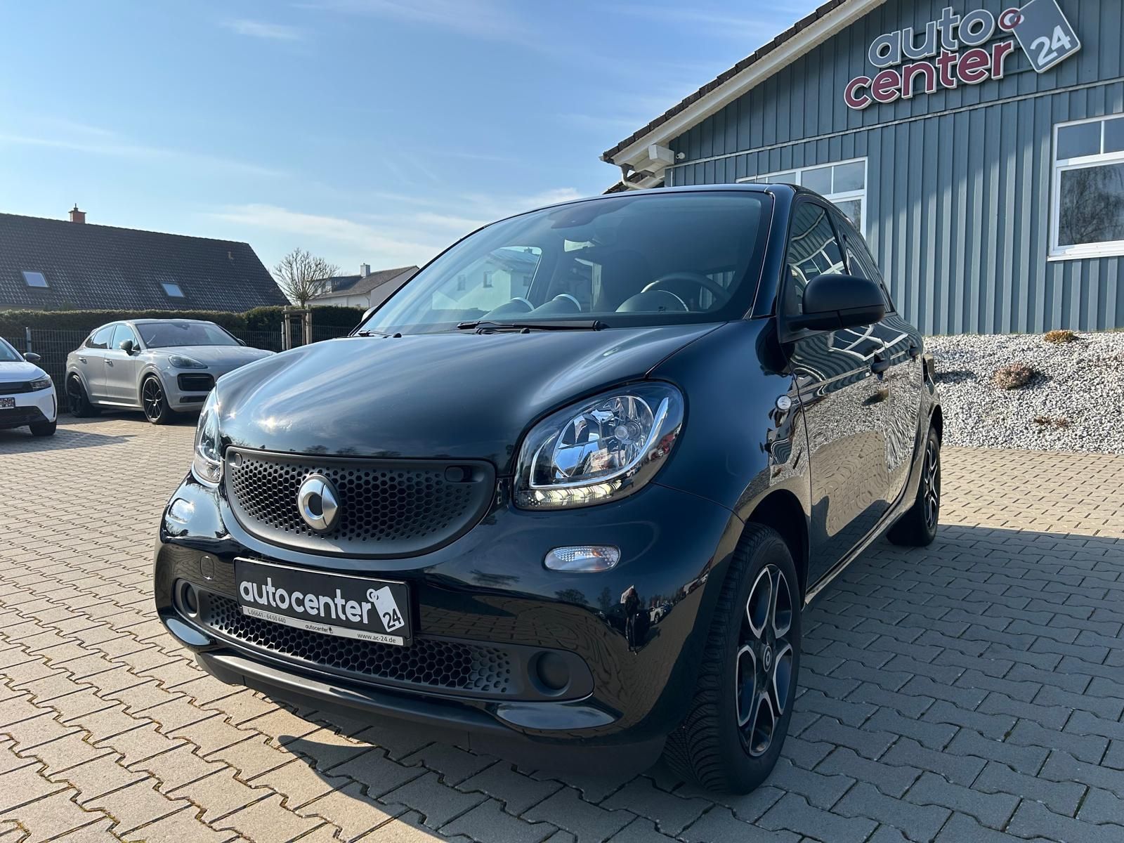 Fahrzeugabbildung Smart ForFour°Sitzheizung°PDC°Klimaauto.°2.Hand°