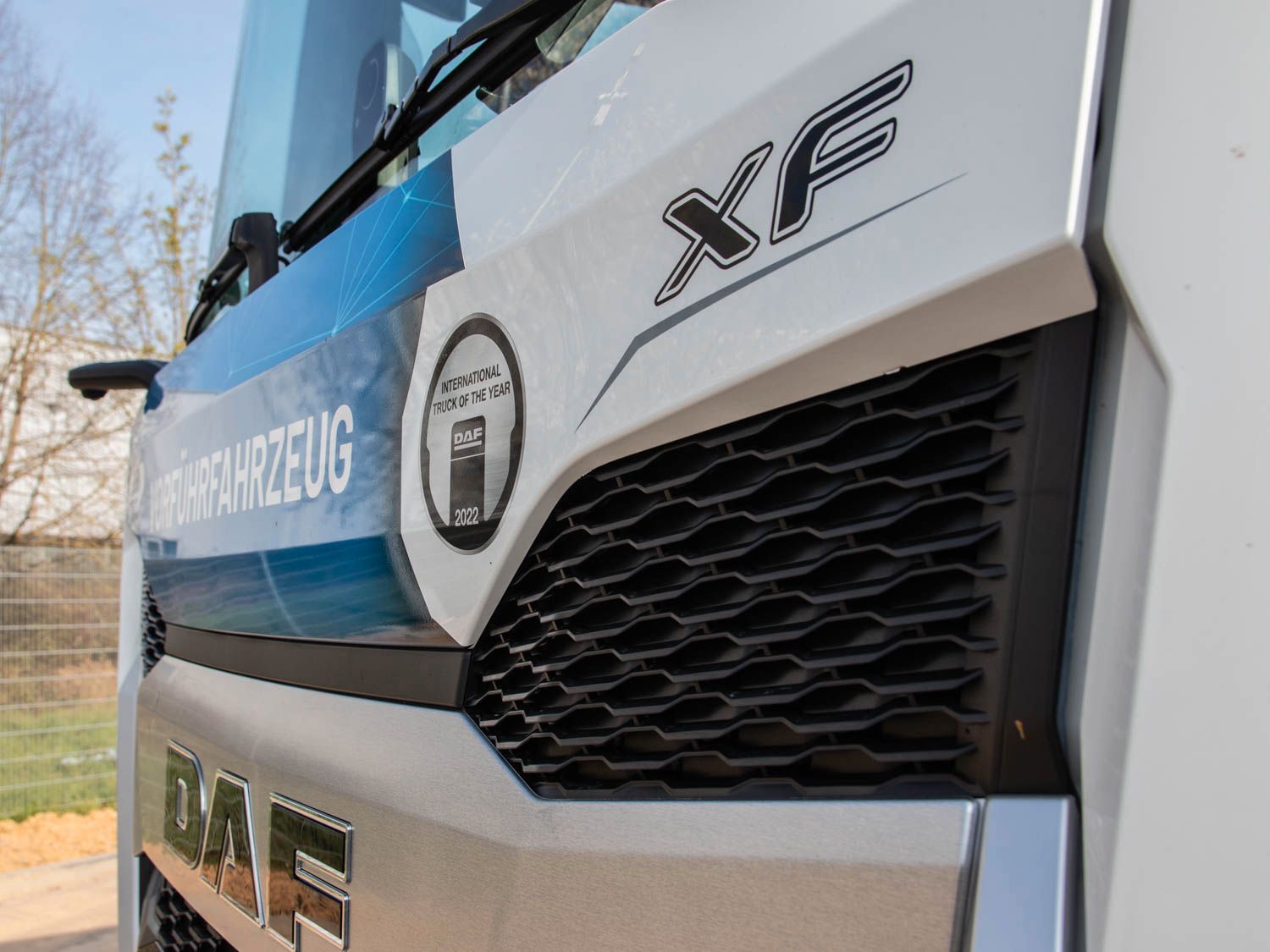 Fahrzeugabbildung DAF FAT XFC 530 SL Meiller TRIGENIUS D 316