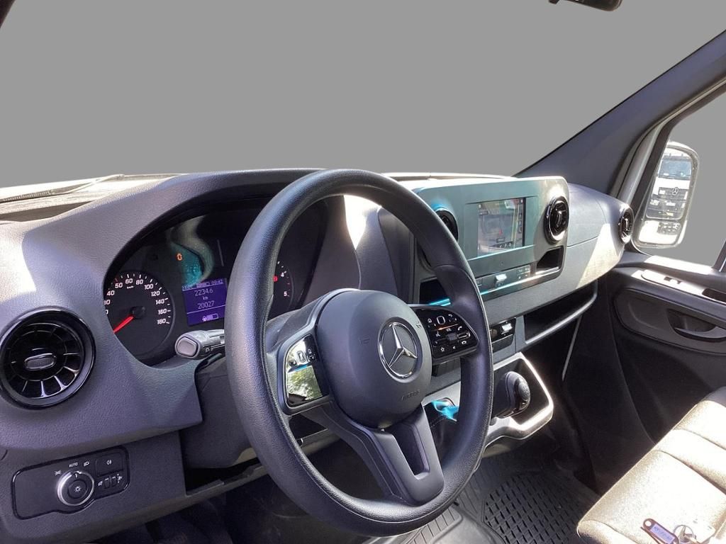 Fahrzeugabbildung Mercedes-Benz Sprinter 317 Kasten L2H2 MBUX Klima RFK PTS Navi
