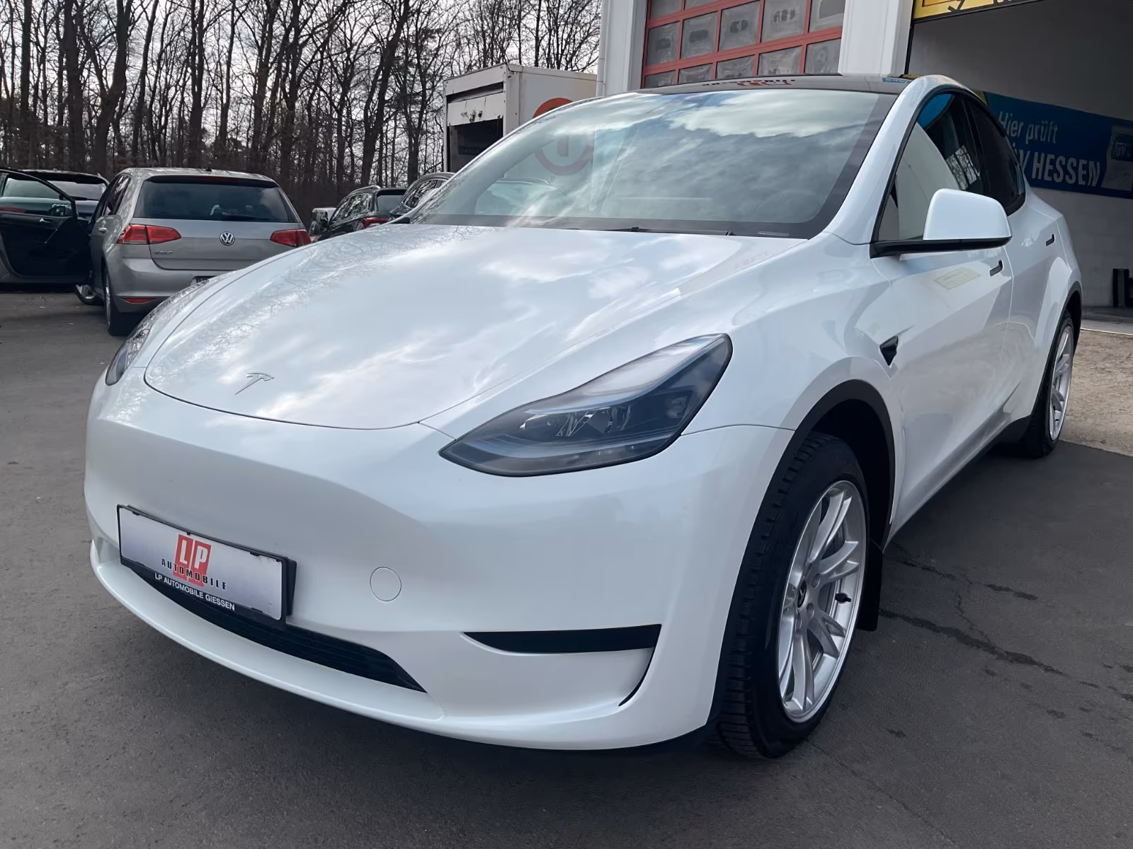 Tesla Model Y RWD PANO Kamera Navi Leder 1.Hand