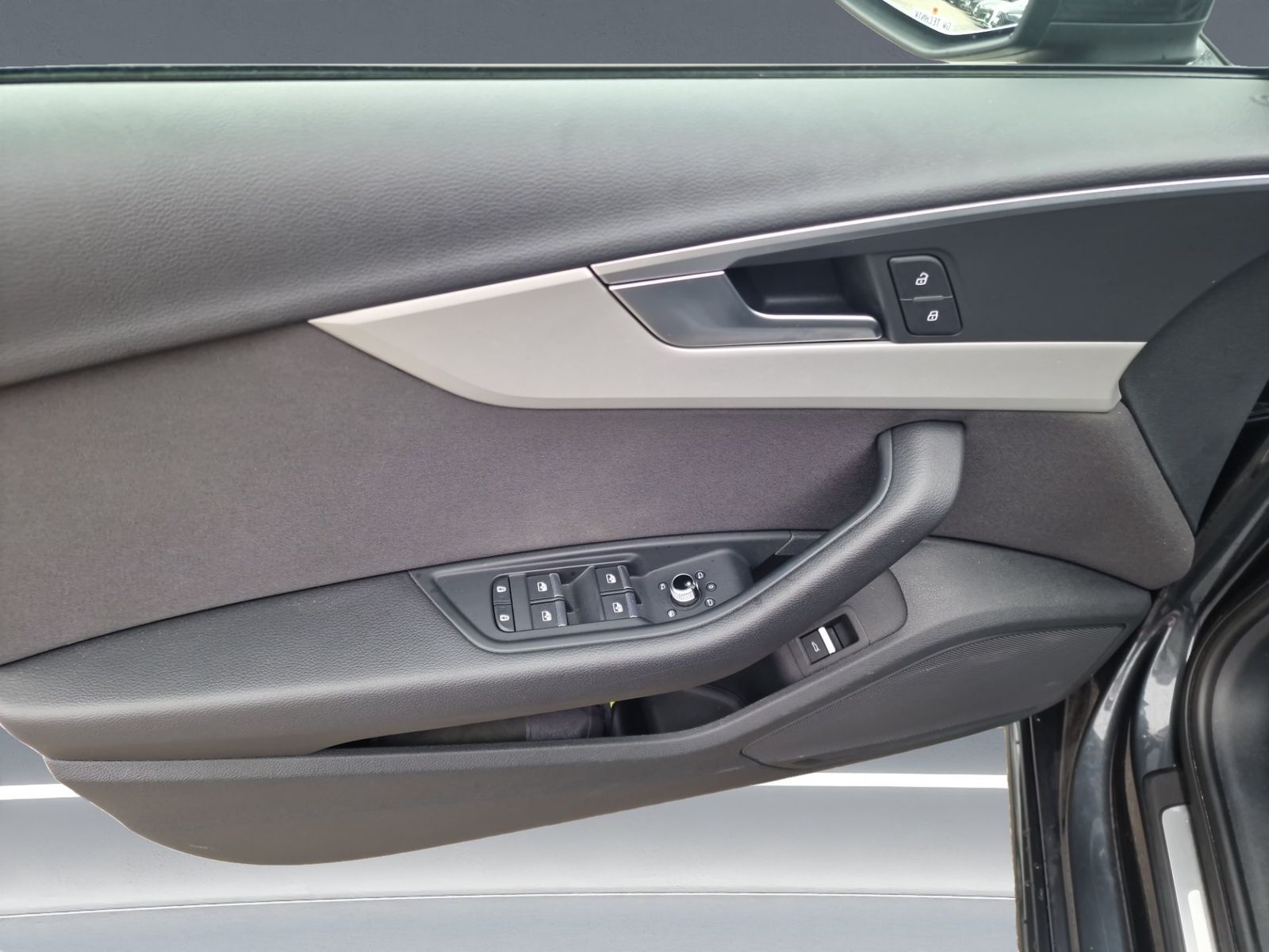 Audi A4 - Bild 21