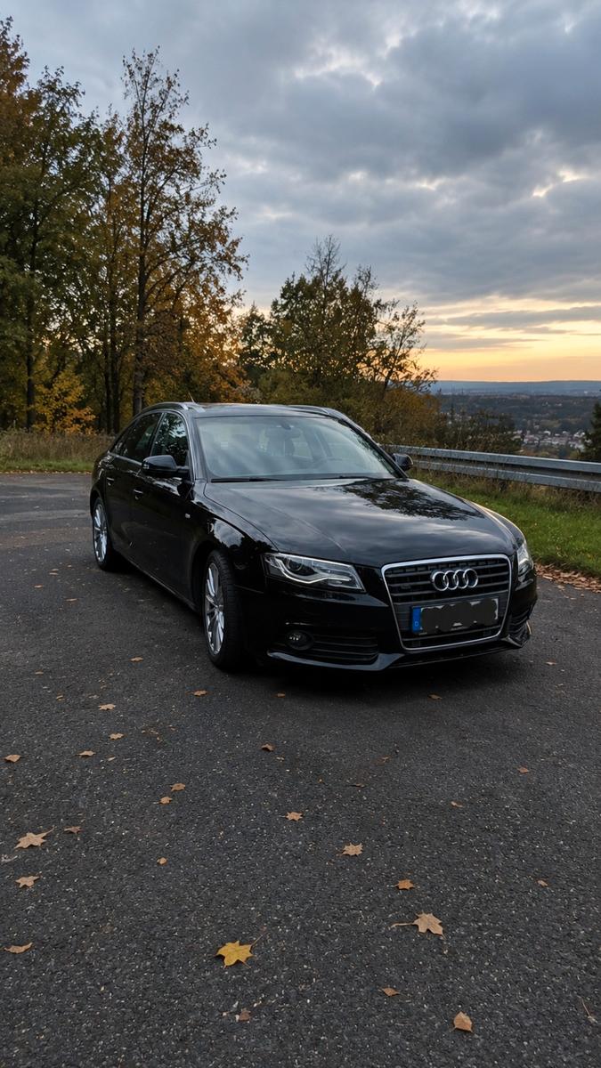 Audi A4 2011 — rear view