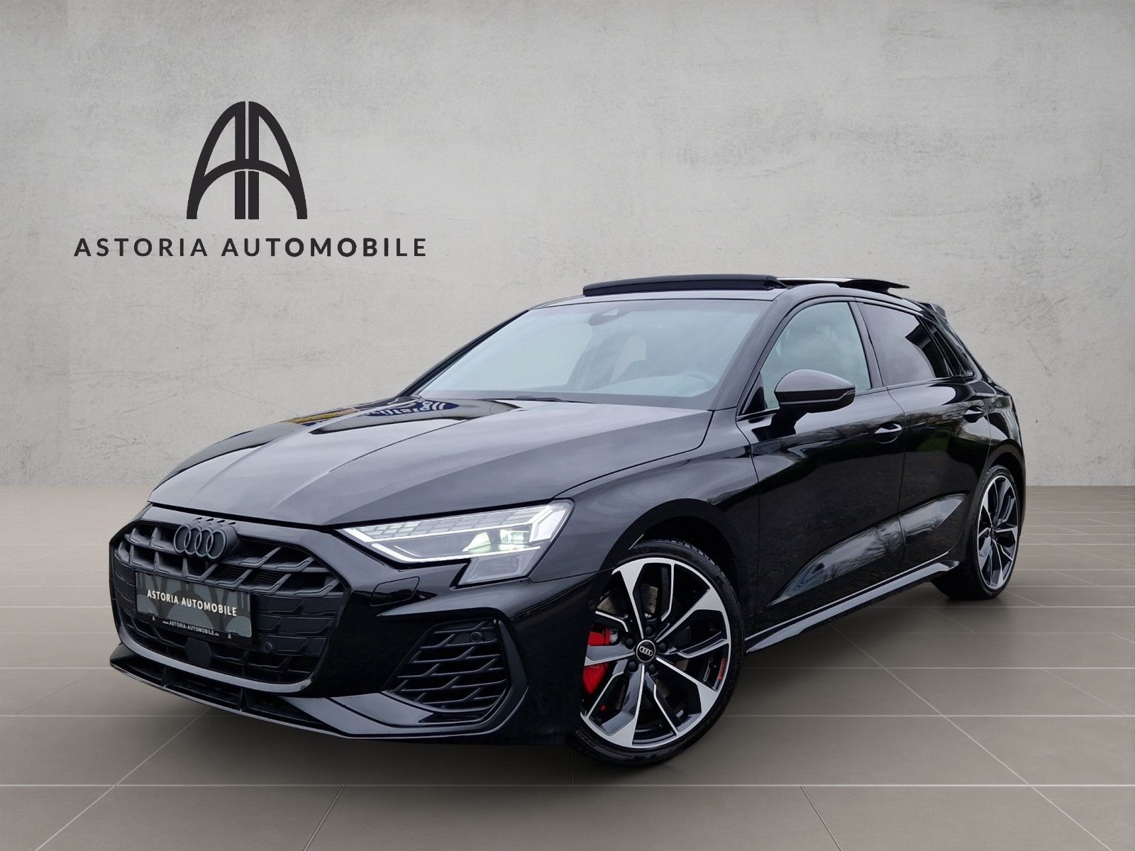 AUDI S3 Sonos Pano Matrix Carbon Akrapovic Titan RFK