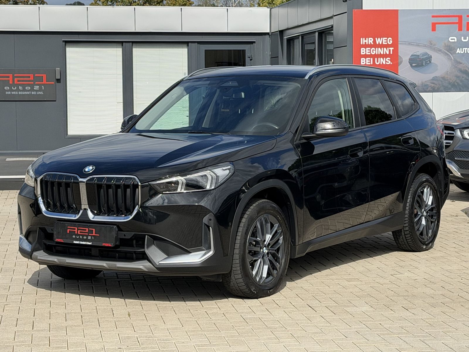 BMW BMW X1 18 d sDrive Premium|H&K|AHK|Kamera|Navi|LED