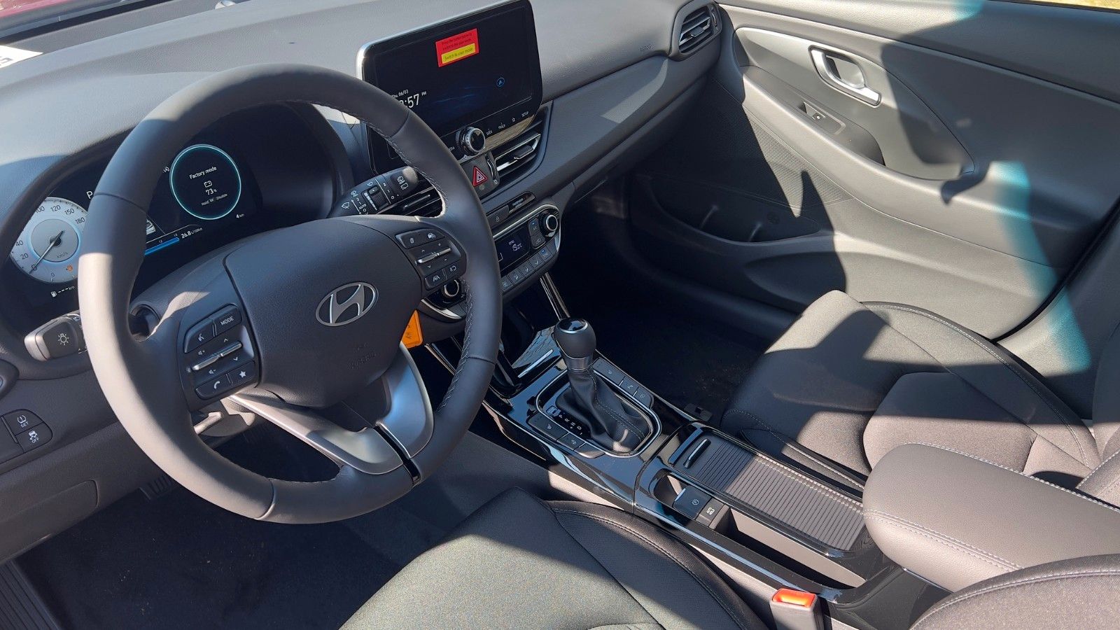 Fahrzeugabbildung Hyundai i30 1.0 T-GDI Advantage *Navi*CarPlay*RFK*LED*
