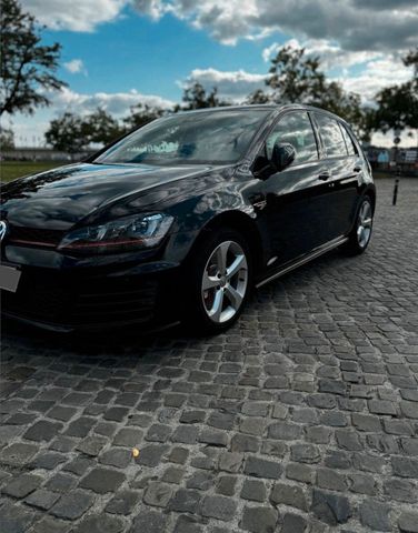 Volkswagen Golf 7 GTI Performance 2.0 tauschen auch