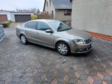 Volkswagen Passat 1.8 TSI DSG Highline Highline - VW Passat von privat