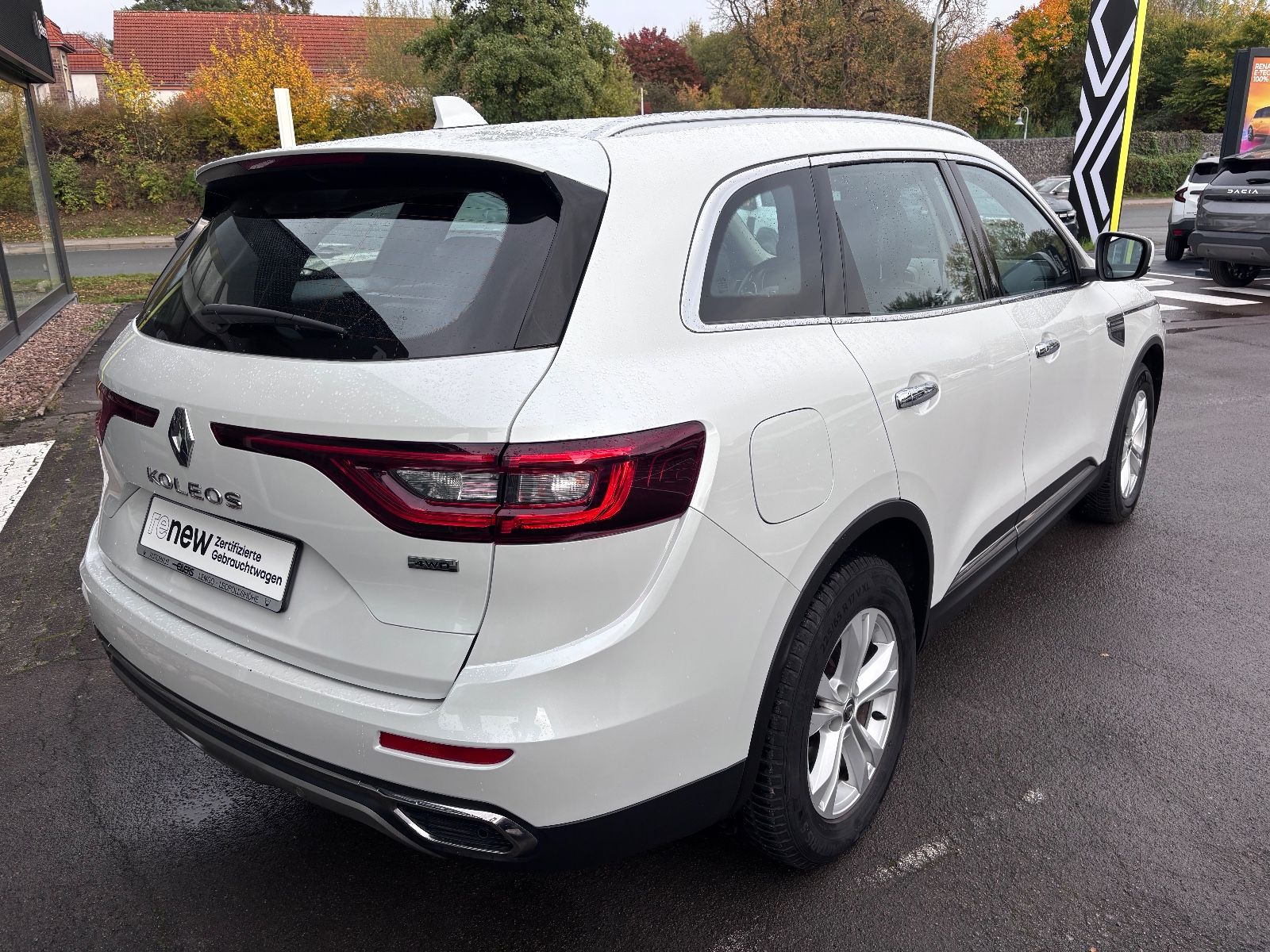 Fahrzeugabbildung Renault Koleos Life 4x4 "AUTOMATIK"