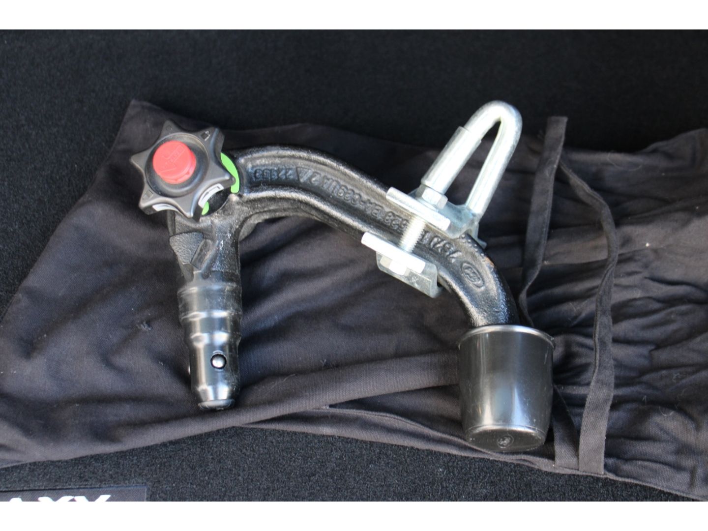 Fahrzeugabbildung Ford Galaxy Titanium 7 Sitze AHK Navi Pano GRA GJR PD