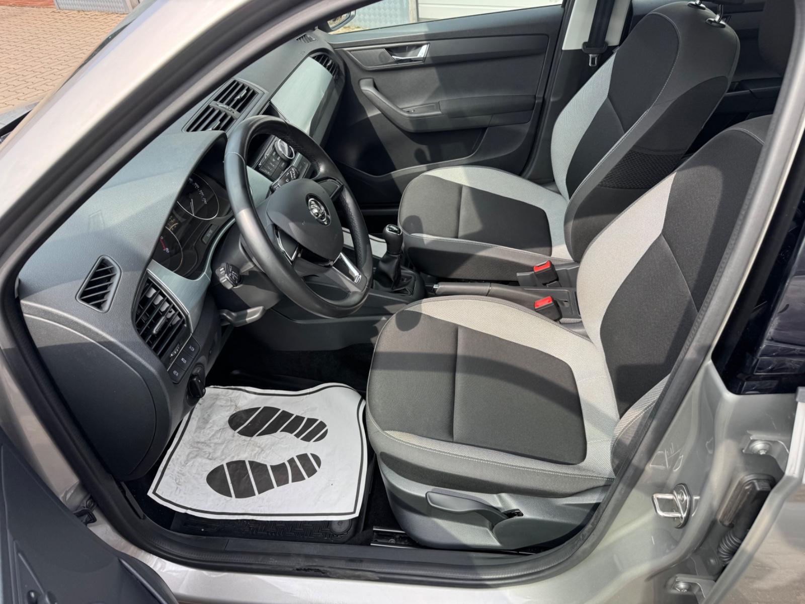 Skoda Fabia Combi Ambition,Erst 31tkm,TÜV-AU NEU,