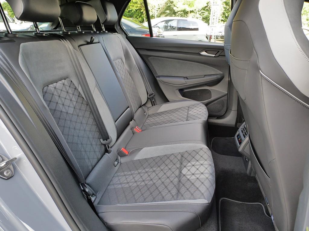 Volkswagen Golf 8 R-Line 1.5 TSI Navi LED TravelAssist, миниатюра 5