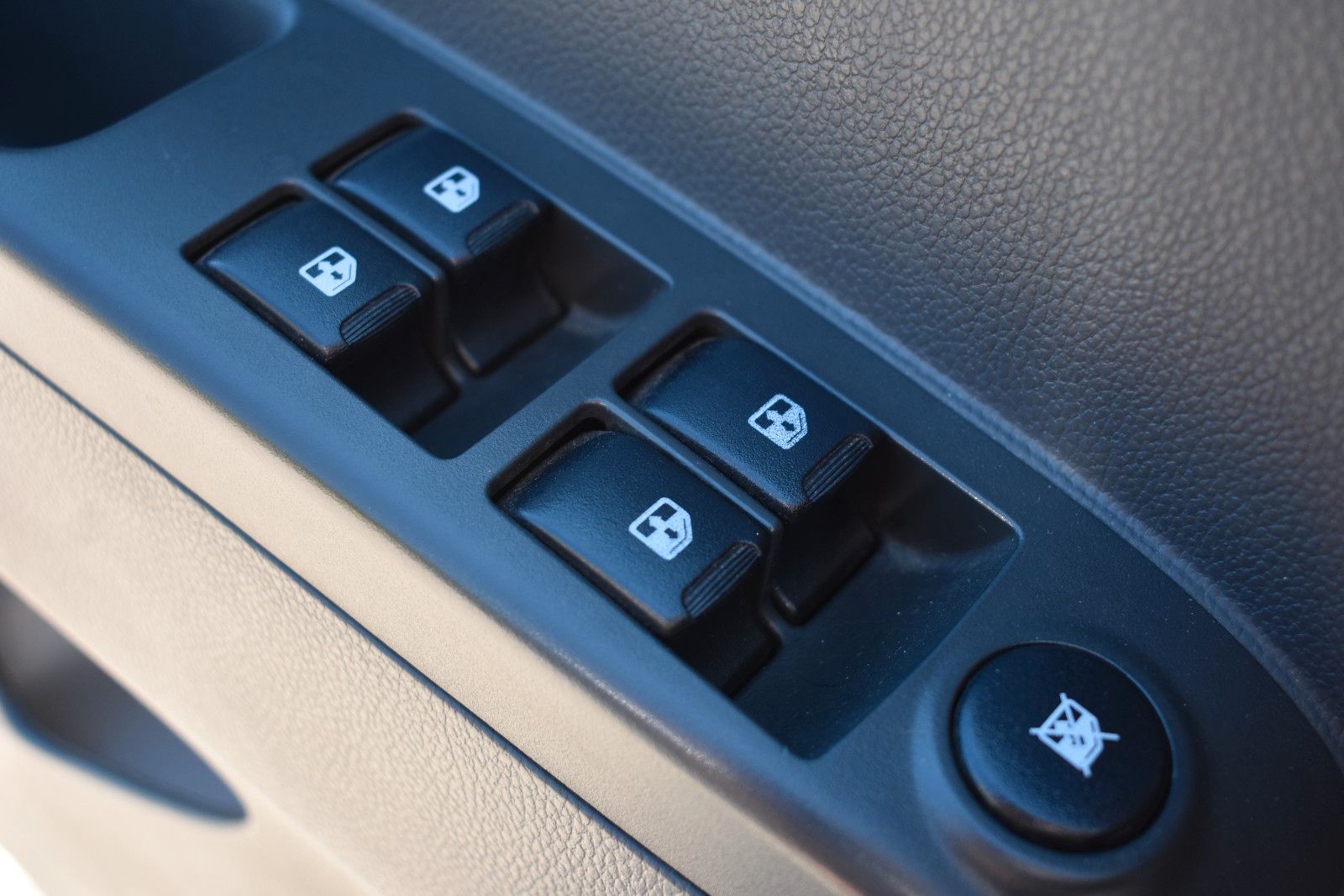 Fahrzeugabbildung Chevrolet Spark LT  PDC/KLIMA AUTO