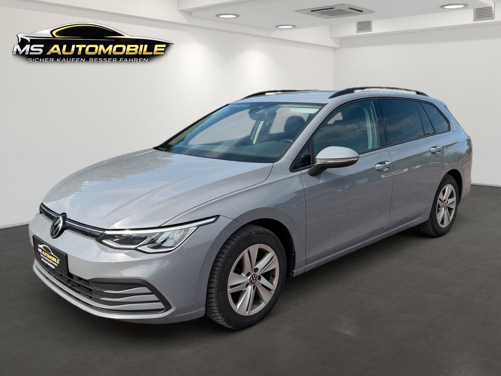 Volkswagen Golf VIII Variant Life 2.0 TDI DSG | ACC | LED