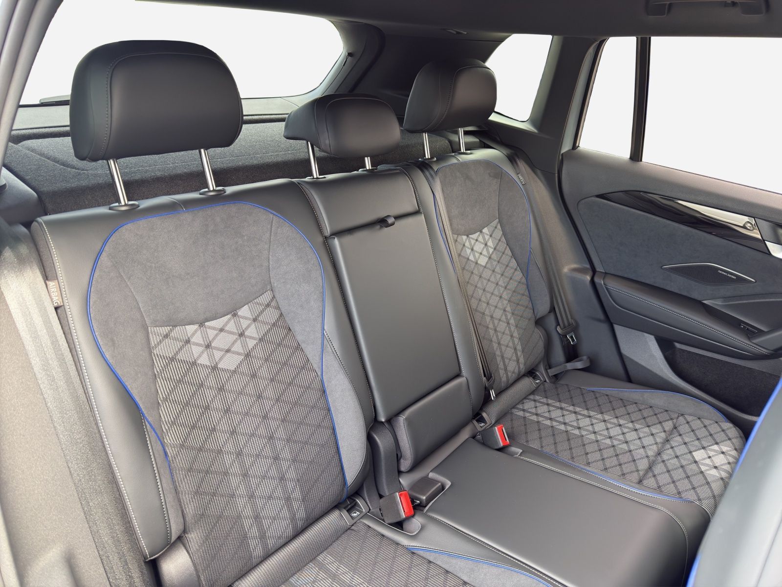 Volkswagen Tiguan - Bild 16