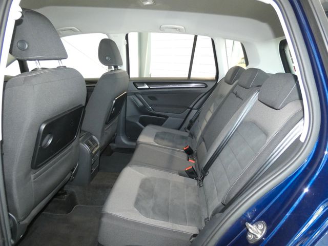 Golf Sportsvan 1.5 TSI Highline DSG AHK LED STHZ