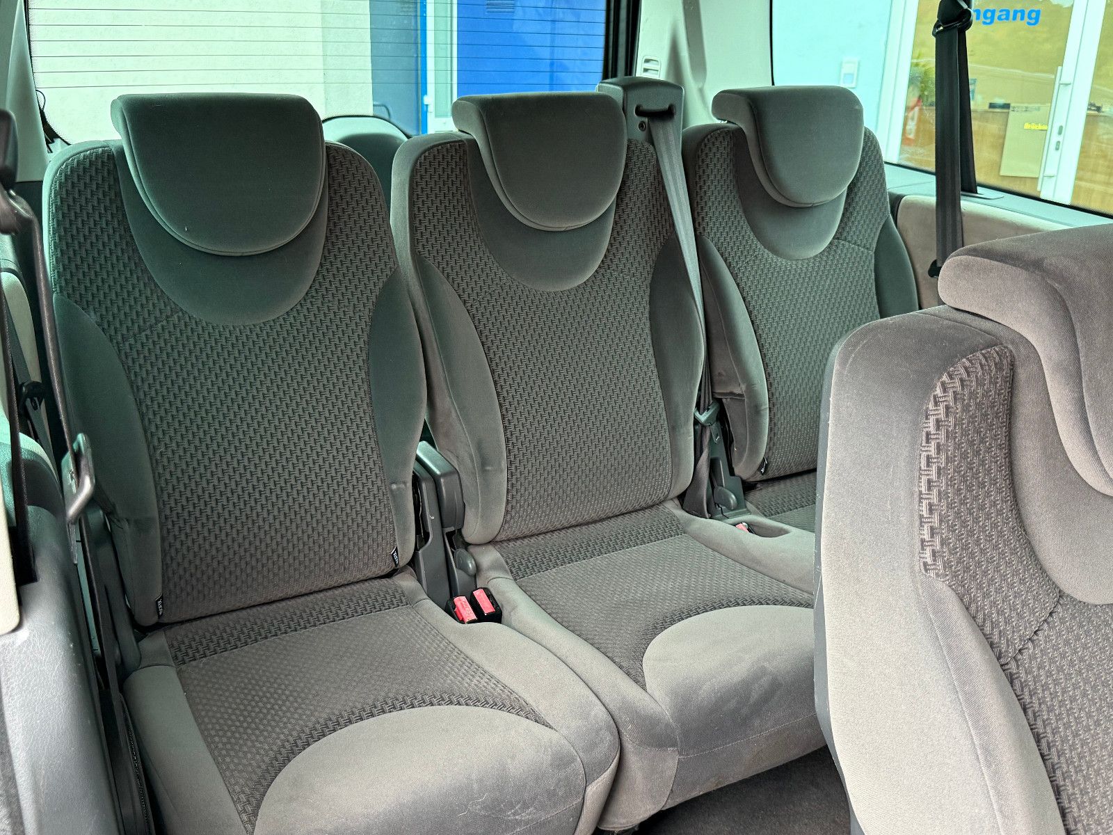 Fahrzeugabbildung Citroën Jumpy HDi 125 FAP Confort L2 9-Sitzer AHK PDC