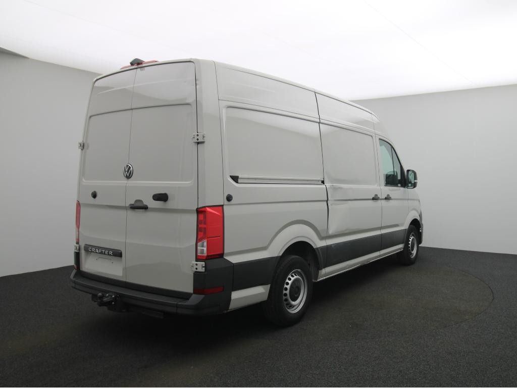 Volkswagen Crafter Kasten 35 mittellang Hochdach FWD 2.0 TD foto 3
