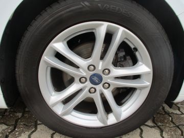 Ford Mondeo Turnier Titanium Automatik + NAVI + PDC